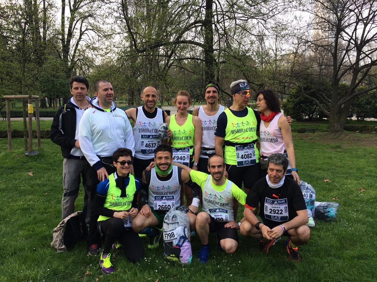 Al momento stai visualizzando Non vedenti alla Milano Marathon con le guide della Disabilincorsa