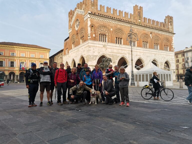 Scopri di più sull'articolo Via Francigena Contromano e Contro i Pregiudizi, settimo giorno – Un saluto super Micky