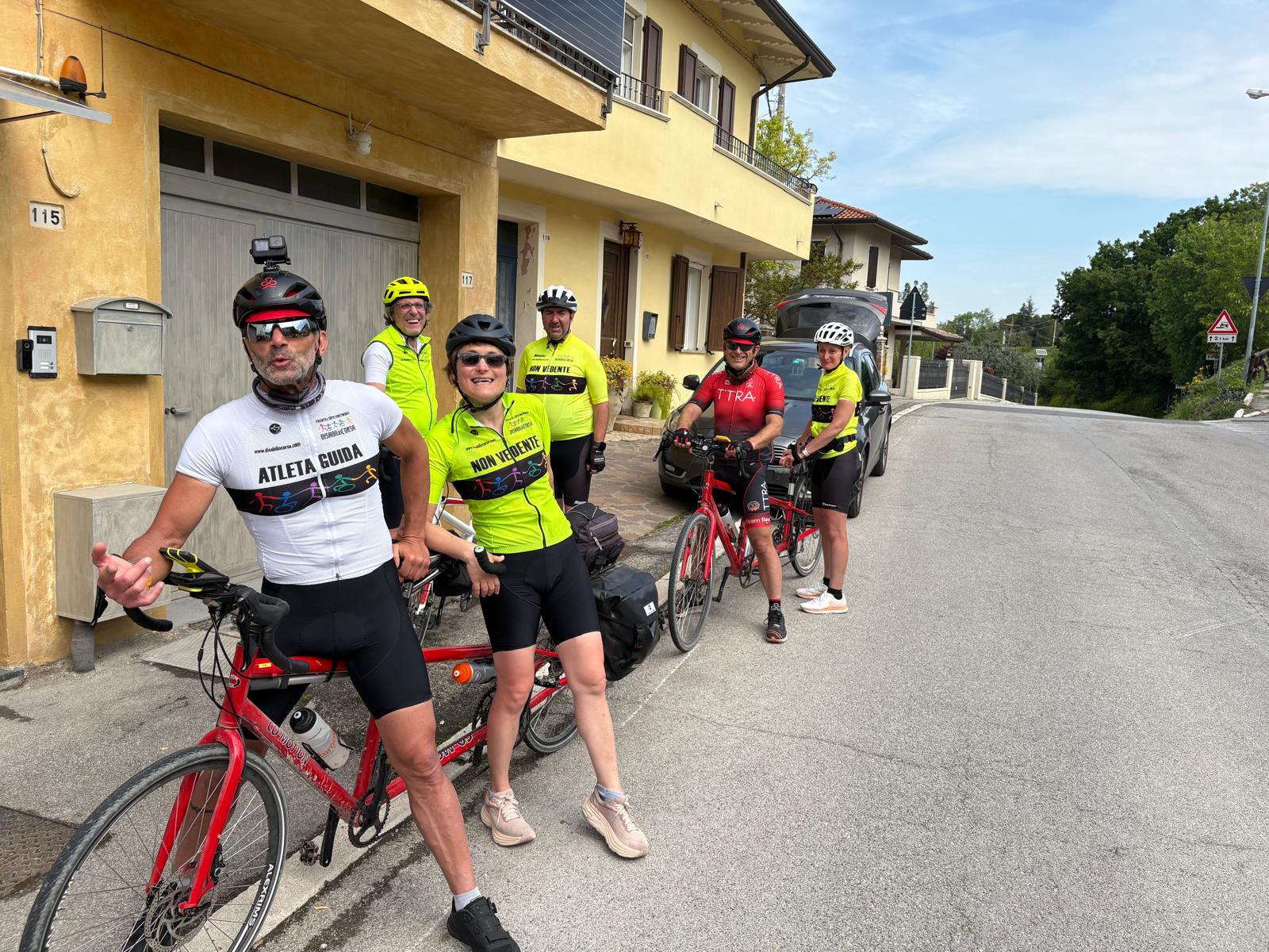 Al momento stai visualizzando Chiusura del ciclotour in Romagna 2025: emozioni, fatica e amicizia in tandem